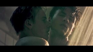 die Geschwister" and "die Mitte Der Welt" | Hot Gay Scene