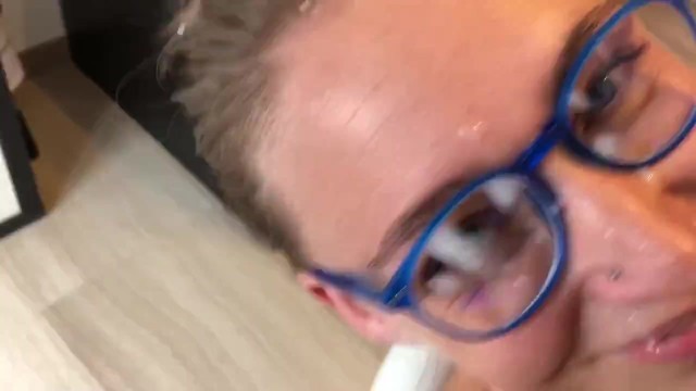 Polska Parka, Cumshot from Mateo on Yulis Face and Glasses during Work