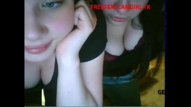 Suzzy Playing With herself on Webcam free